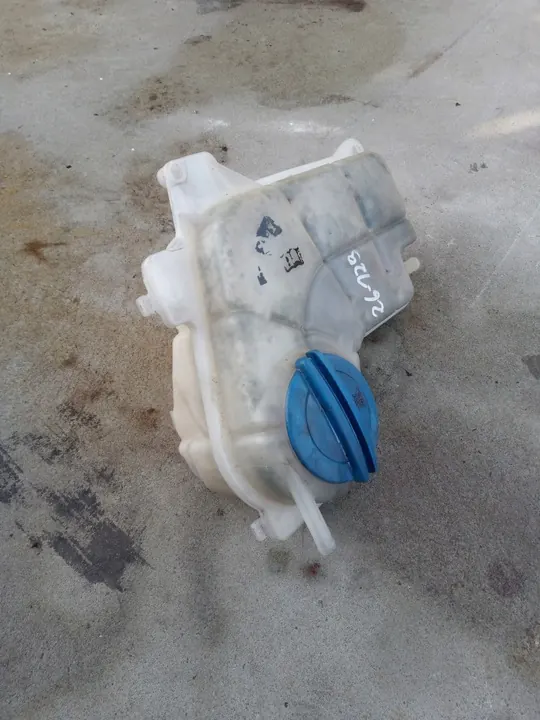 Koelvloeistof expansietank voor Audi A4 1.9L-3.0 image 4