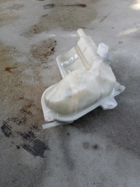 Koelvloeistof expansietank voor Audi A4 1.9L-3.0 image 5