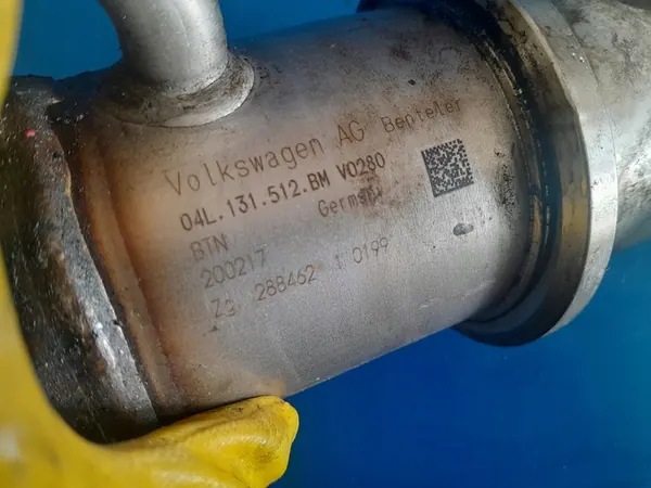 EGR Pakokaasujäähdytin 2.0 TDI VW Skoda Seat Audi image 2