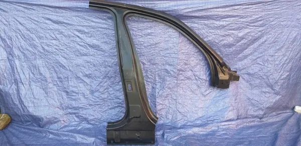 Pilar direito BMW X5 G05 OEM DM - Usado image 2