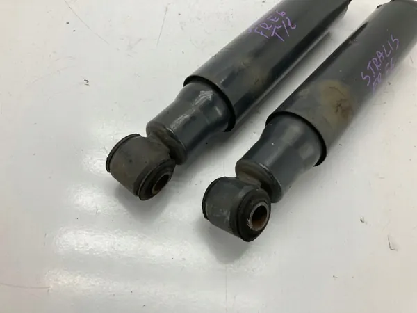 Iveco Stralis Hiway taka-iskunvaimentimet OEM 41225418 image 3
