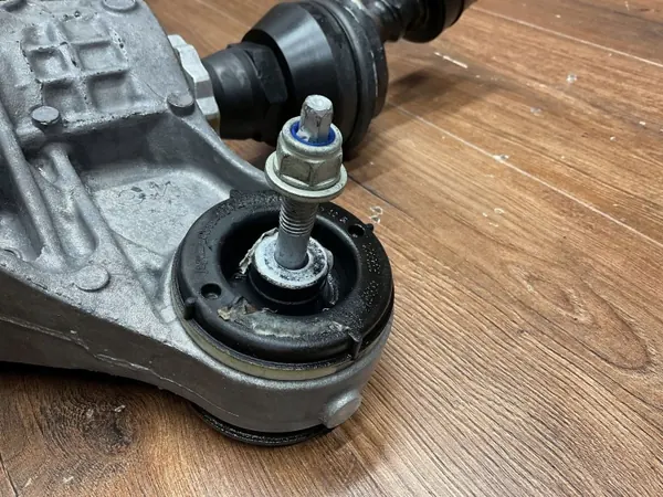 Différentiel arrière OEM CPLA-4A213-AC pour Range Rover image 4