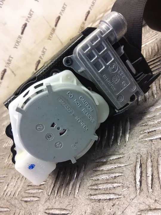 Audi Q5 SQ5 2015 Right Front Seat Belt image 4