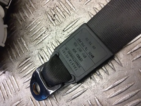 Audi Q5 SQ5 2015 Right Front Seat Belt image 7