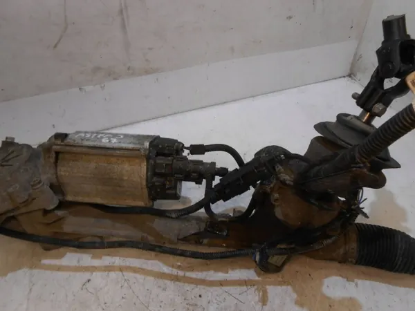 Opel Astra J Lenkgetriebe OEM 13363851 image 4