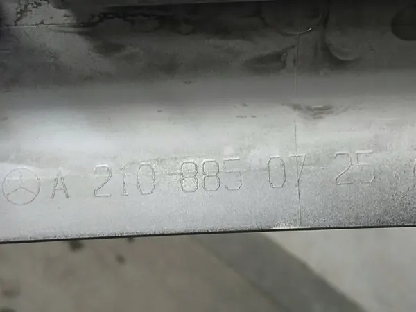 MERCEDES W210 Parachoques Frontal A2108850725 image 7