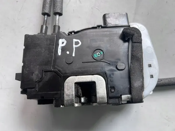 Cerradura de Puerta Delantera Derecha Hyundai ix35 09- OE 81320-2Y000 image 2