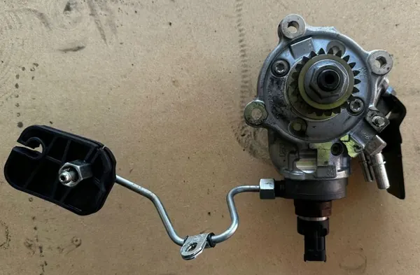 OEM 167009230R insprutningspump för 2.0DCI image 2