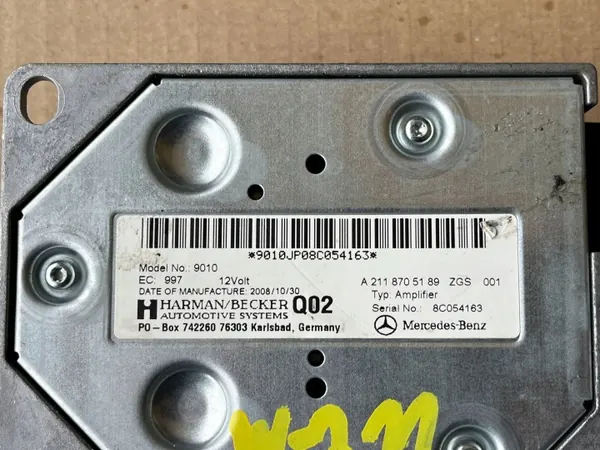 Amplificador de áudio Mercedes OEM A2118705189 - Usado image 3