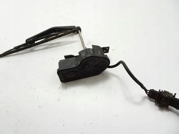 Motores limpiafaros OEM 67208372 Volvo image 5