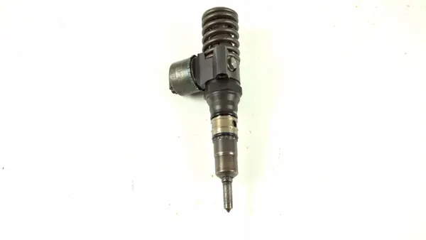 OEM 03G130073G Bosch polttoainepumppu 2.0 TDI image 2