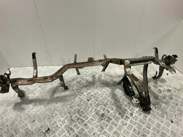BMW OE 23937110 Instrumentbräda tvärbalk för 2 Series image 2