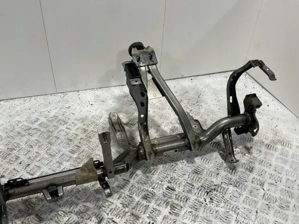 BMW OE 23937110 Instrumentbräda tvärbalk för 2 Series image 9