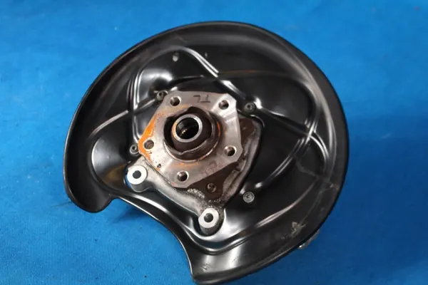 AUDI A8 D5 Mozzo Posteriore Sinistro 2018 4N0505431F image 2