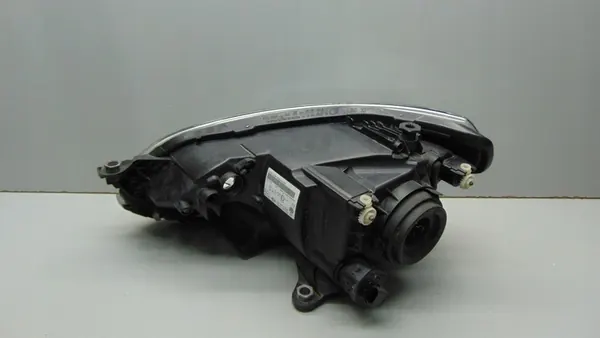 VW UP 1S1 Oikea Halogeenivalo OEM image 3