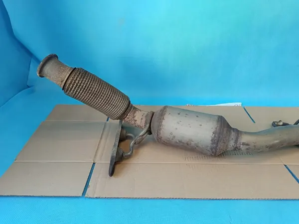 Catalyseur Skoda OE OEM 3Q0131701F image 7