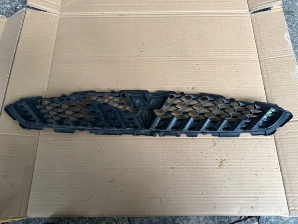 Mitsubishi Space Star II Lift Grill 6402A 380 image 4