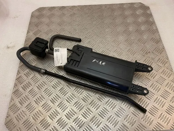 Lexus RX 450H 2020 Koolstoffilter OEM 7774048170 image 2