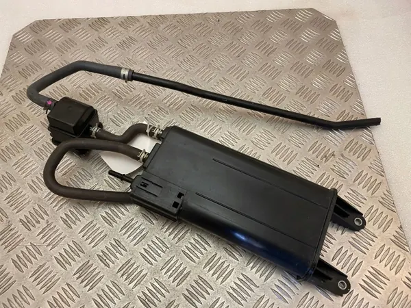 Lexus RX 450H 2020 Koolstoffilter OEM 7774048170 image 4