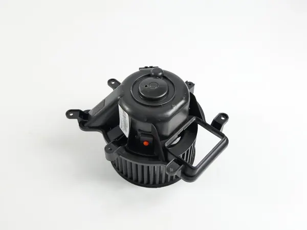 Värmefläkt Peugeot 3008 I LIFT Crossover image 4