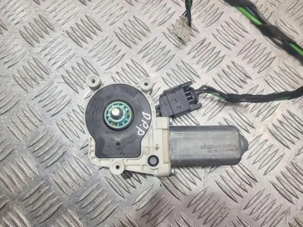 Motor de janela esquerda dianteira OEM 928794101 image 3