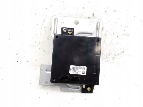 Keyless Module Chrysler Town & Country P68068753AD image 1