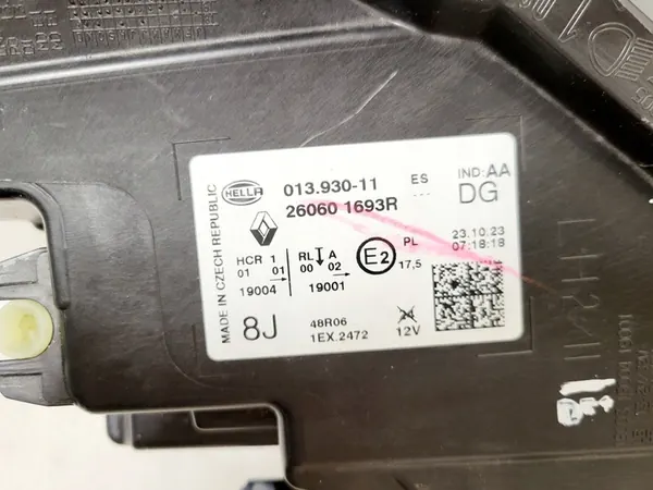 Renault Captur II III Etuvalosarja 260104900R 260601693R image 8