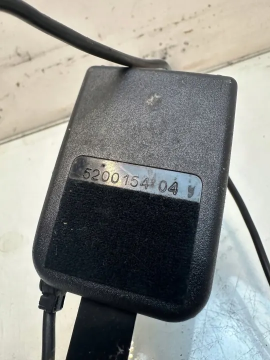 Clip cinto dianteiro esquerdo Peugeot 1007 OEM 520015404 image 5