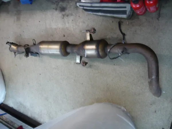 Gebrauchter Renault OE Katalysator OEM 82222803 image 2