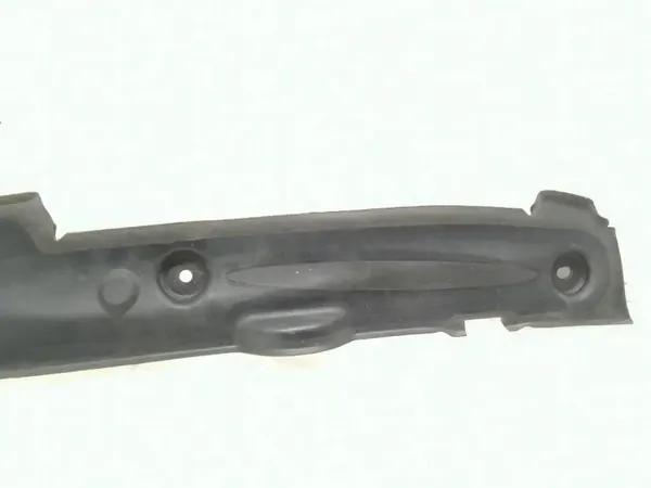 Tapa de guardabarros Volvo XC40 OEM 31442797 - Usado image 3