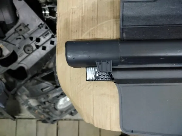 Skoda Fabia II Kombi bagageluckrulle OEM 5J9867871B image 4