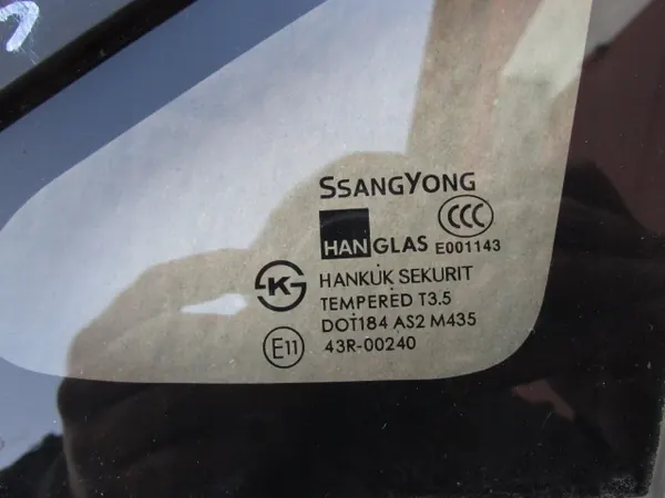 SsangYong Rodius II ES Turismo 2015 Frontscheibe Links image 4