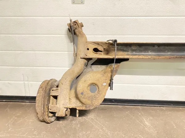 Toyota Aygo AB10 2012 Poutre arrière image 5