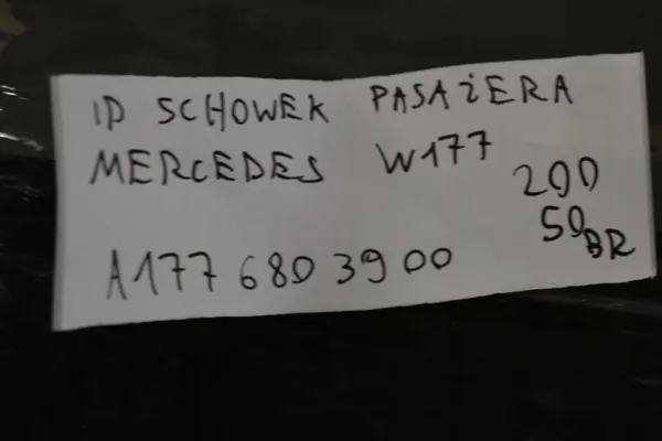 Passagerar handskfack OEM A1776803900 Mercedes W177 image 5
