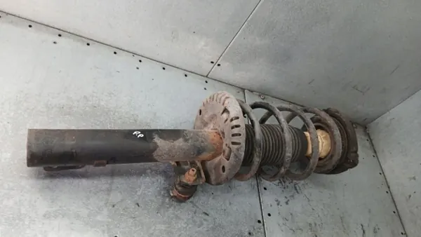 Begagnad Höger Framfjädring OEM VOLVOMAR-141987 image 2