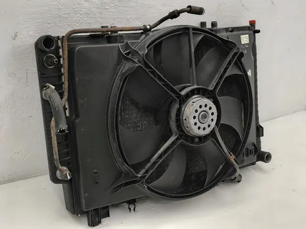 MERCEDES CLK W208 3.2 V6 Koelventilator A0015002393 image 2