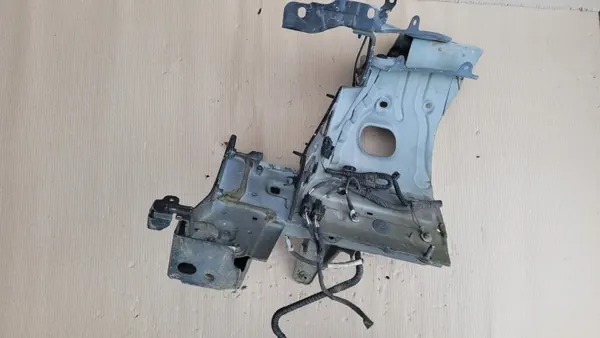 OEM 641013615R Traverse Avant Gauche - Renault OE image 10