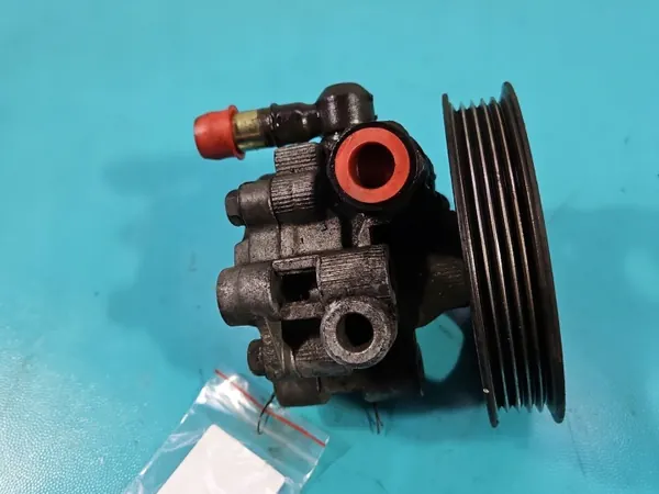 Pompe de direction assistée Toyota RAV4 II 00- 2.0 D4D OEM IMPRK1592916 image 3