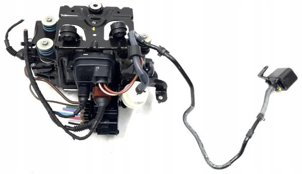 Audi Q7 4M Ilmakompressori OEM 4M0616005F image 7