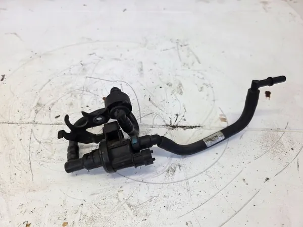 EVAP-puhdistusventtiili OEM 12611801 Saab 9-3:lle image 2