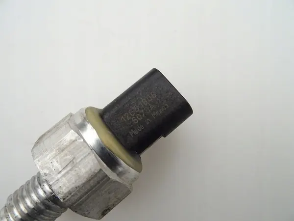 Öljynpaineanturi Chevrolet Camaro 12661808 image 2