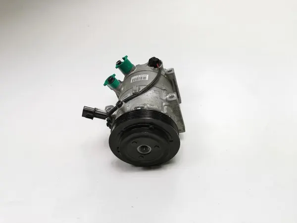 Compresseur de Climatisation Hyundai i20 II OE 97701 C8000 image 3
