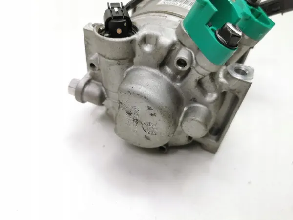 Compresseur de Climatisation Hyundai i20 II OE 97701 C8000 image 5