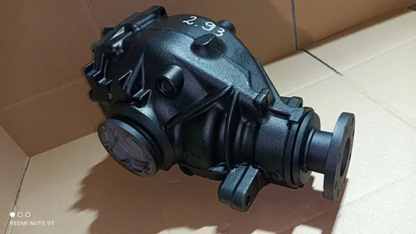 BMW E46 328i 2.8 193HV Taka-akseli Välityssuhde 2,93 OEM 1428127 image 5