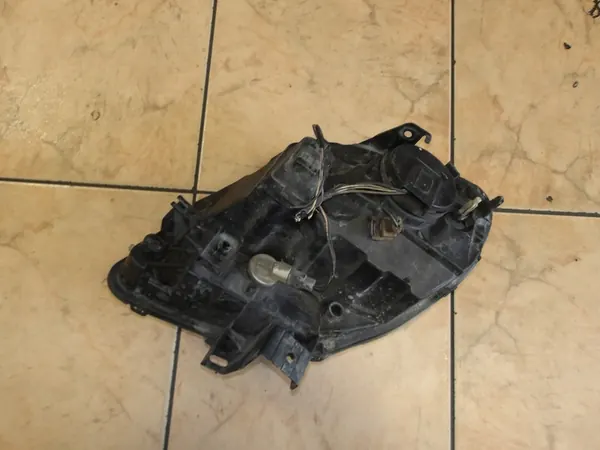 Reflector delantero derecho Kangoo 1 I Lift 8200150617 image 2