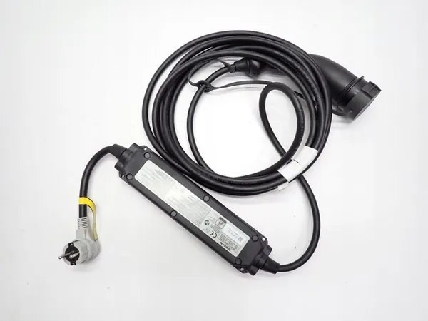 Laadconnector Nissan Leaf II ZE1 20R image 2