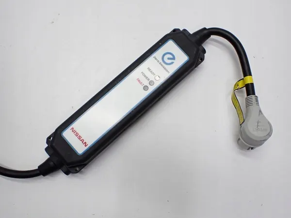 Laadconnector Nissan Leaf II ZE1 20R image 5