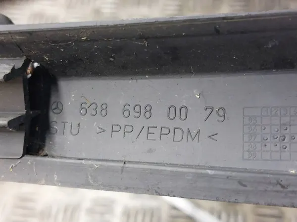 Braço do limpador esquerdo + direito Mercedes Vito W638 image 4