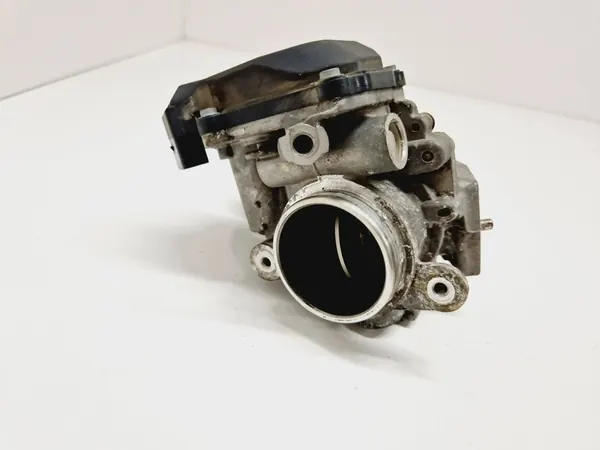 Válvula de Acelerador Skoda Octavia Mk3 (5E) 2014 OEM 04L128063N image 2