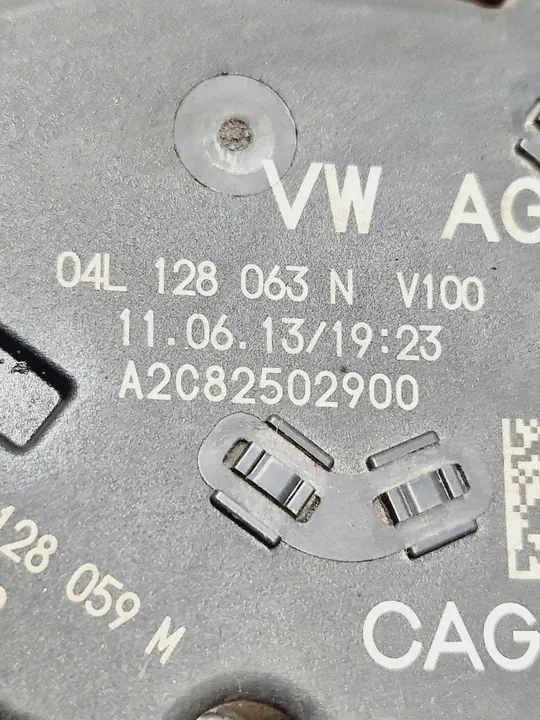 Válvula de Acelerador Skoda Octavia Mk3 (5E) 2014 OEM 04L128063N image 9